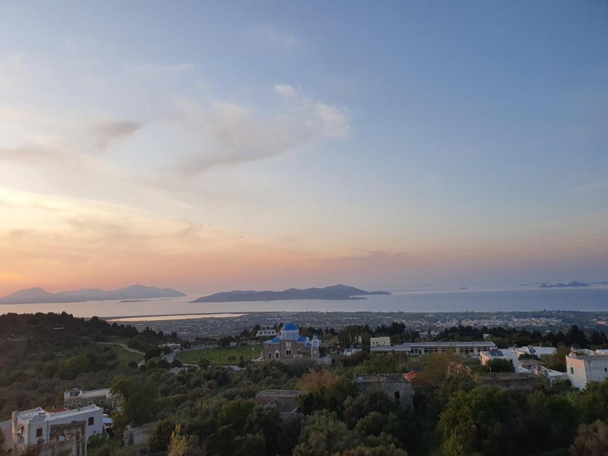 Agios Dimitrios  Anamnezia Luxury Suites (Adults Only) מראה חיצוני תמונה