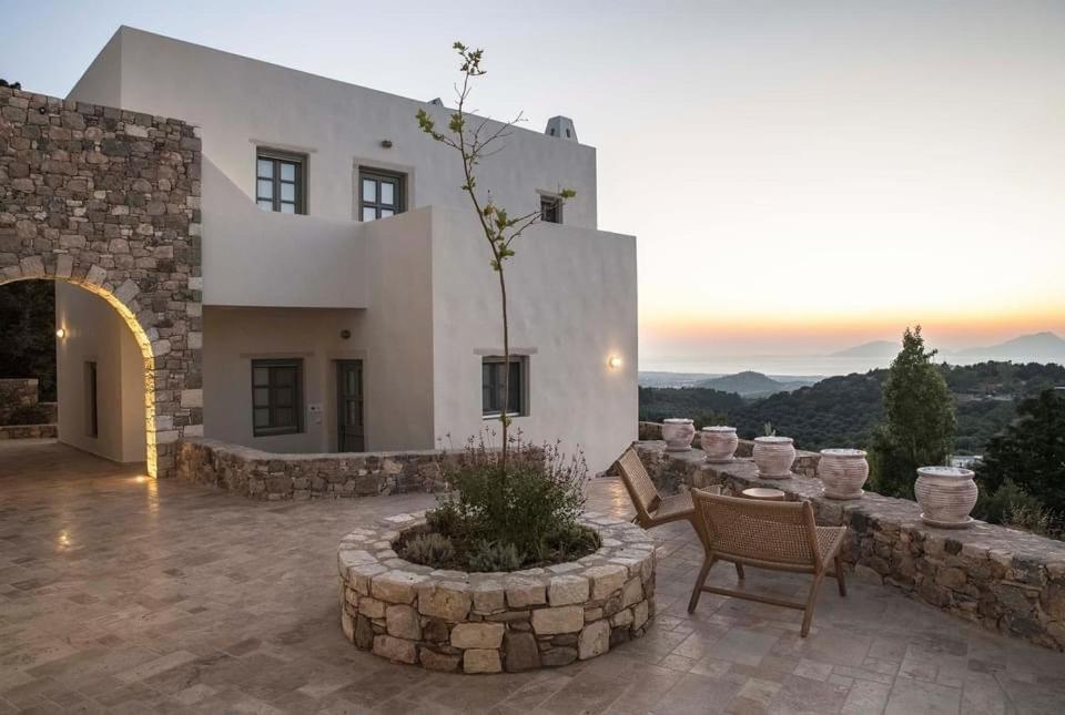 Agios Dimitrios  Anamnezia Luxury Suites (Adults Only) מראה חיצוני תמונה