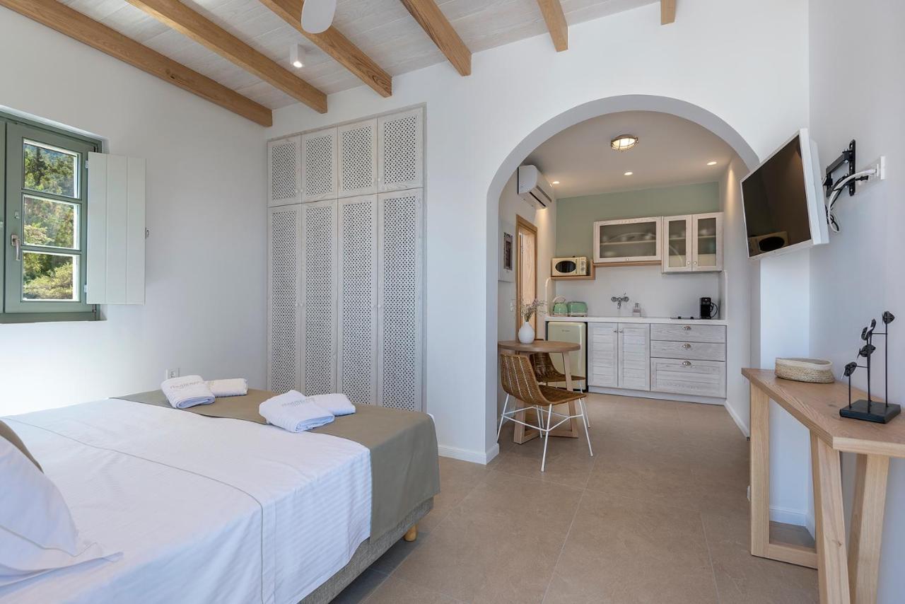 Agios Dimitrios  Anamnezia Luxury Suites (Adults Only) מראה חיצוני תמונה